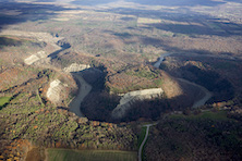 A river running through the mountains